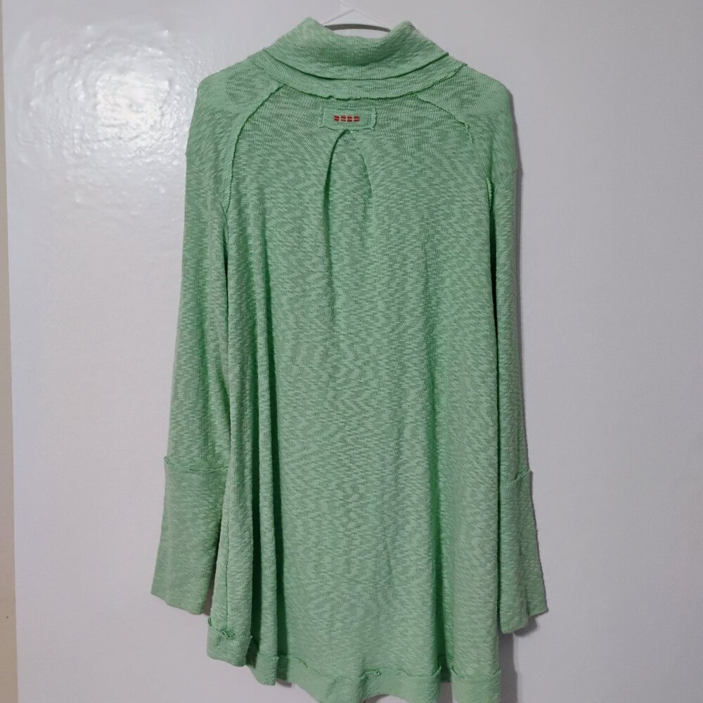 Peace Love World 1X Green Cowl Neck Tunic Top Long Sleeve - Picture 4 of 4